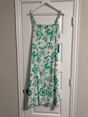 Draper James RSVP White Dress with Green Floral Print NWT